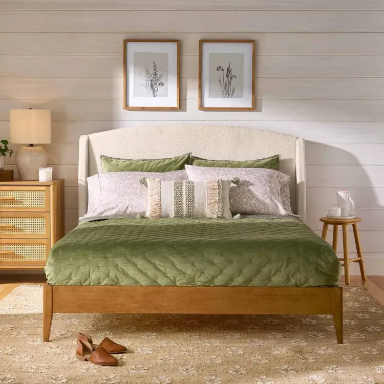Better Homes & Gardens 3019BQR Springwood Upholstered Queen Bed, Shearling and